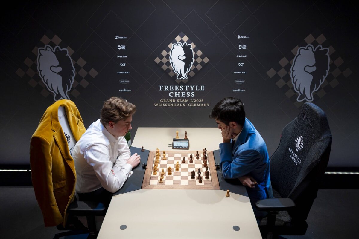 Sindarov za naslov šahovskega prvaka z Dommarajujem