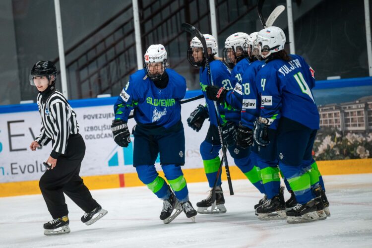 Slovenska ženska hokejska reprezentanca