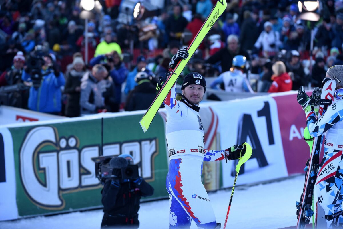 Slavil v Schladmingu, dobil prepoved, zdaj kliče “adijo”