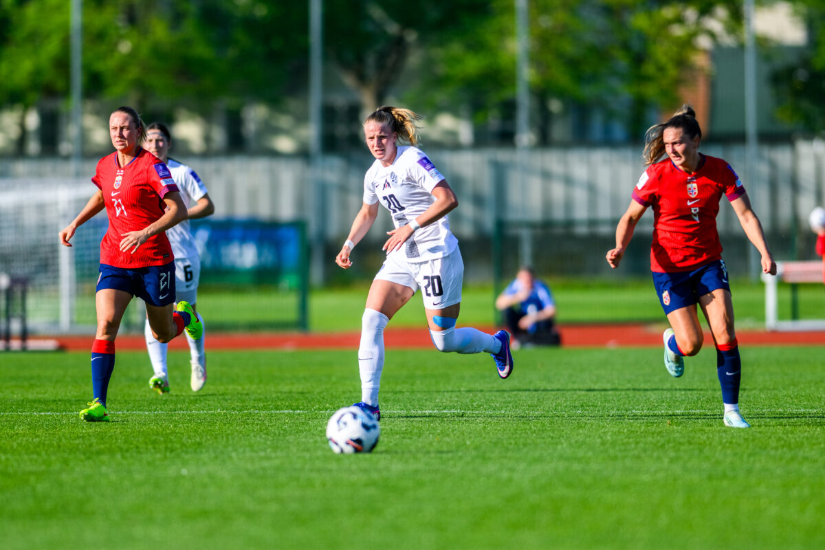 Slovenske nogometašice v izdihljajih ob točko proti Norvežankam