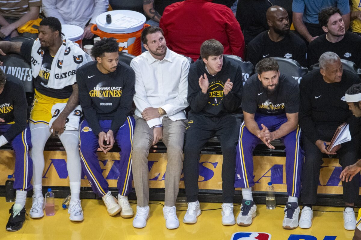 Luka želel igrati, a ga noga še ne uboga (VIDEO)