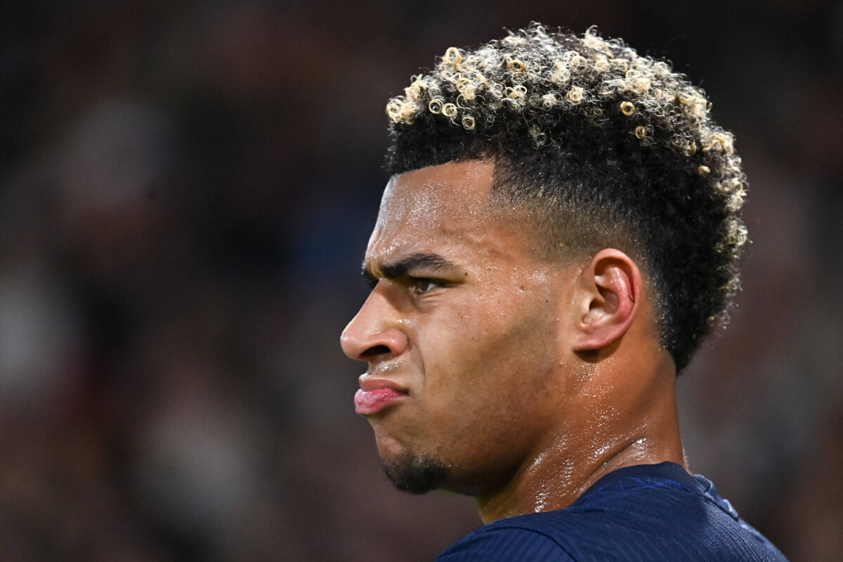 Lahko Angers šokira PSG in pomaga Lensu?