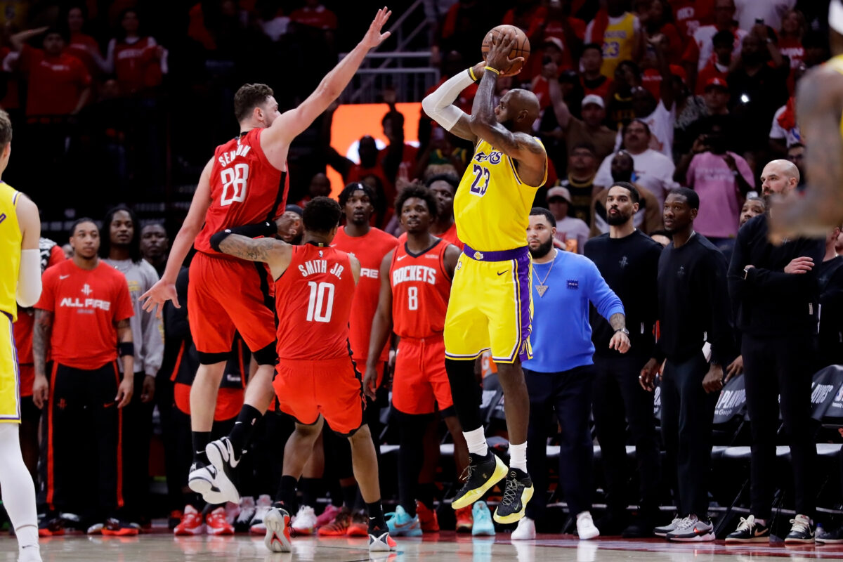 Tudi brez Dončića in Reavesa ima Houston problem