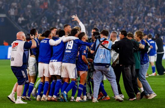 Schalke se vrača v nemško prvo ligo