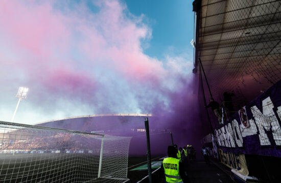 Maribor začel priprave na derbi: kdo vodi moštvo?