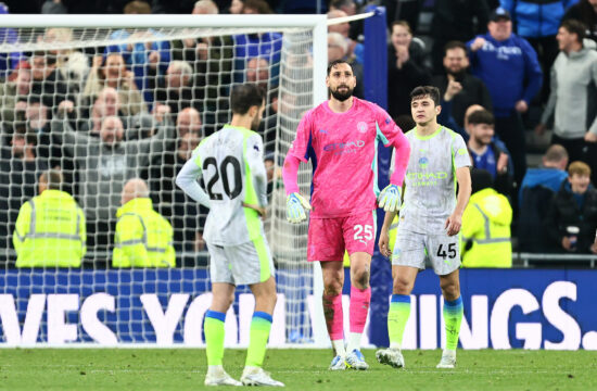 Arsenalu se smeji, City klecnil v Liverpoolu (VIDEO)