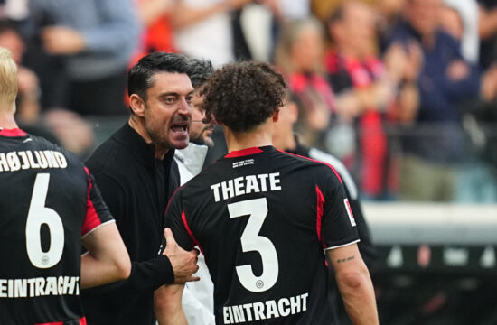 Bayern v lov na volkove, Riera v dortmundskem peklu
