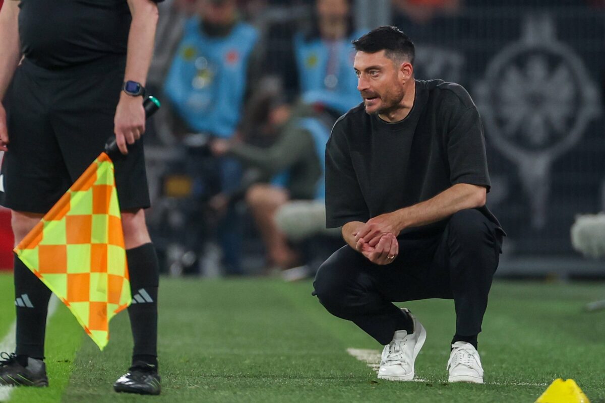 Albert Riera v težavah, je že odvodil zadnjo tekmo? (VIDEO)