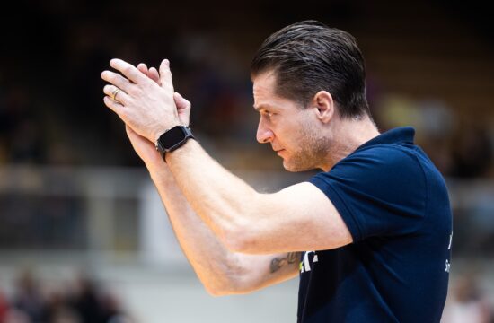 Maribor na korektorskem položaju združil mladost in izkušnje