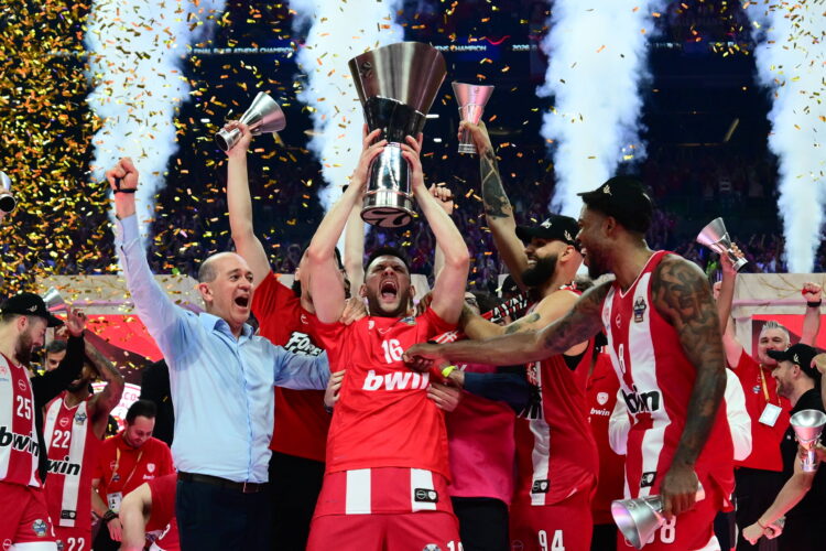 Olympiakos za četrto evroligaško krono pokoril Real (VIDEO)