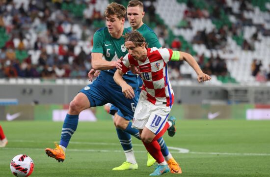 Bo trinajsti sosedski derbi srečen za Slovenijo?