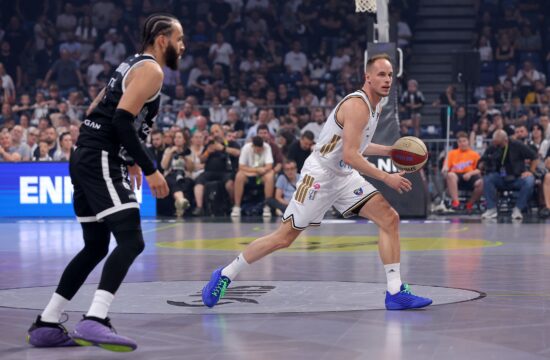 Sekulić in Prepelič prvaka lige ABA