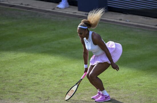 Serena Williams izgubila v dvojicah v Berlinu