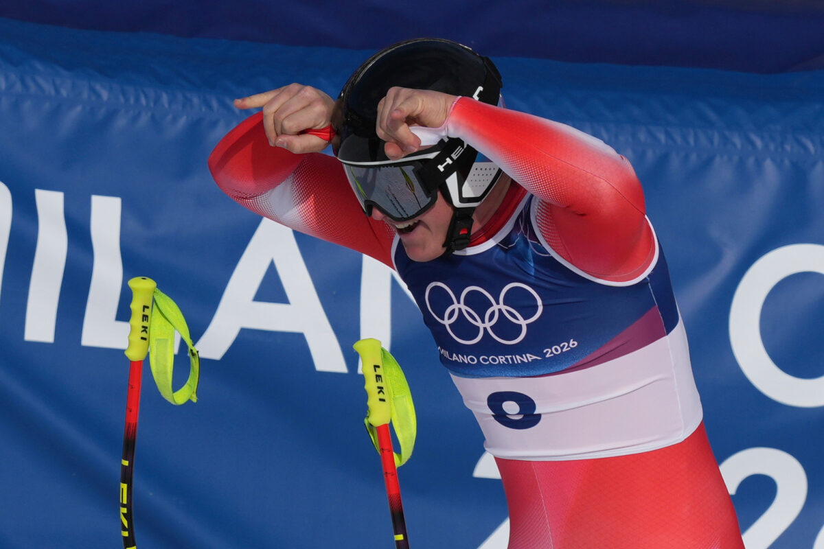 Cekini padajo z neba! Edinstvena pogodba za olimpijskega junaka
