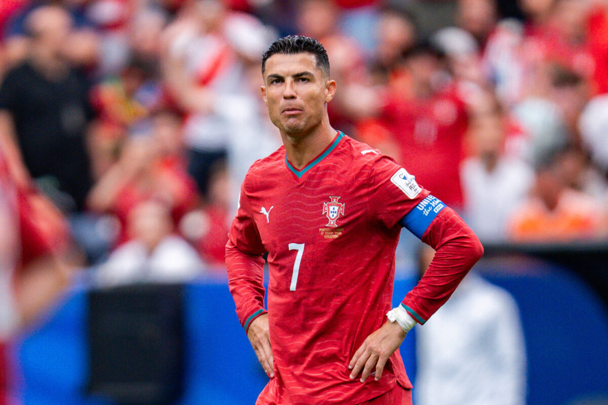 Cristiano Ronaldo razdvaja Portugalce