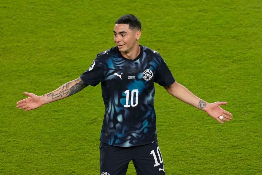 Almiron Paragvaj