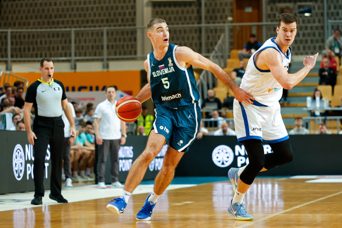Klicala ga je Olimpija, priklical pa Burgos