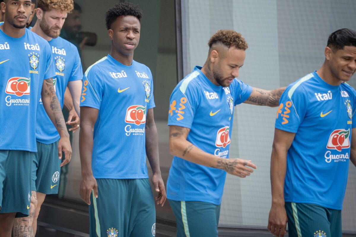Neporažena Brazilija proti nepredvidljivi Japonski