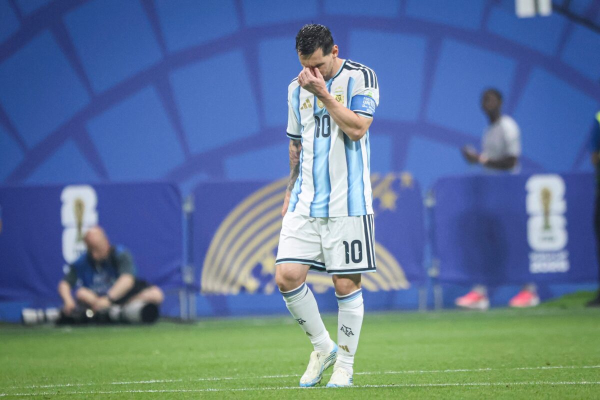 Je to razlog, da je Messi zgrešil enajstmetrovko? (VIDEO)