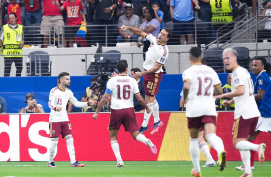 Španci nadigrali Francoze za drugi finale SP