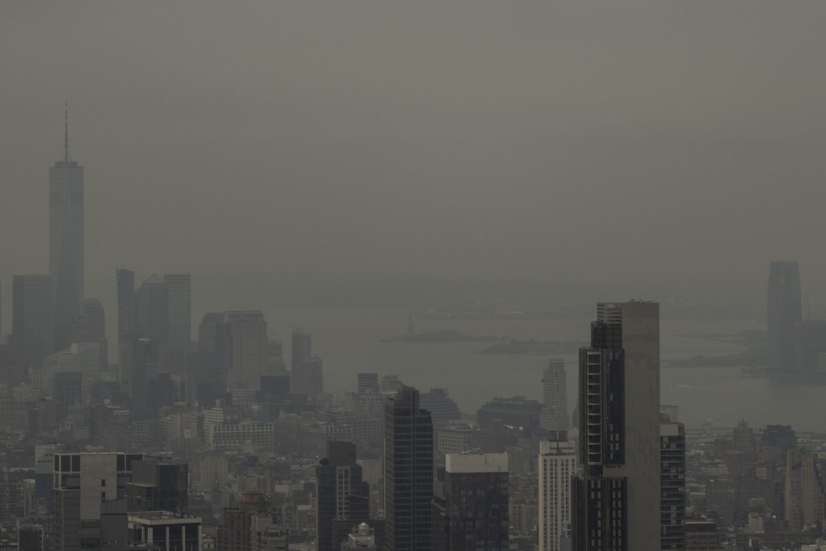 Nevaren dim iz Kanade preplavil ZDA pred finalom SP v New Jerseyju