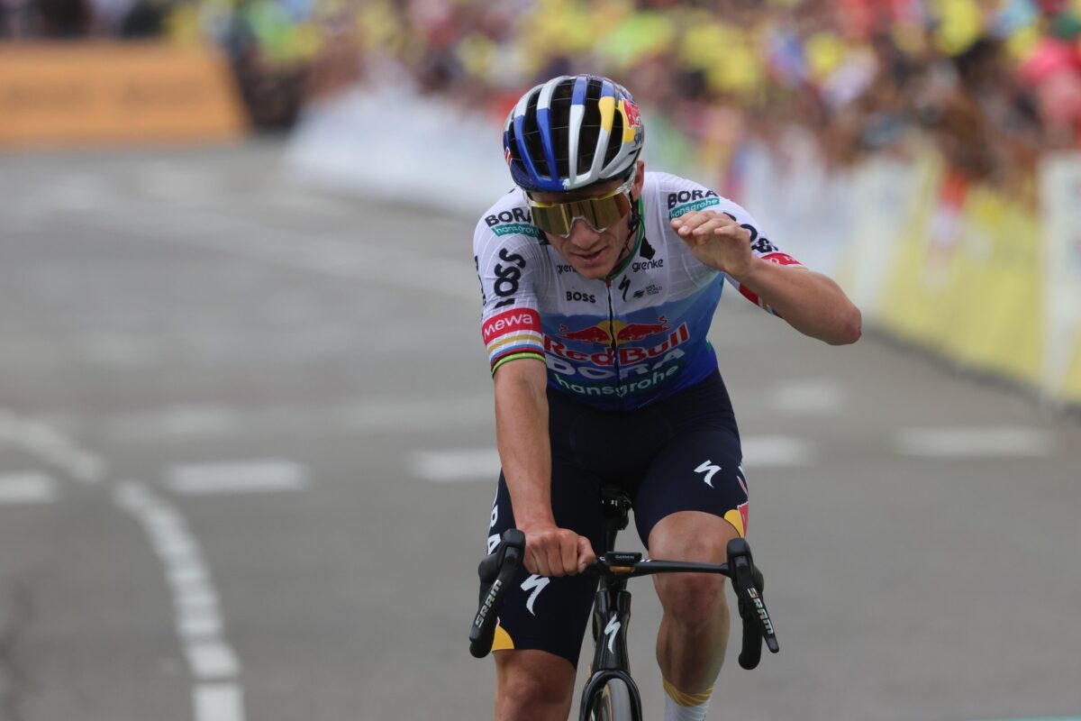 Evenepoel ve, kako do zmage na Touru, a odgovor mu ni všeč
