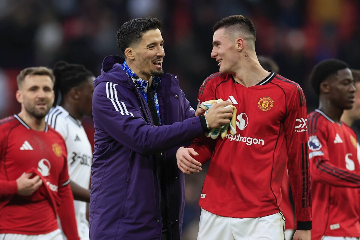 Manchester United zapuščata dva vratarja