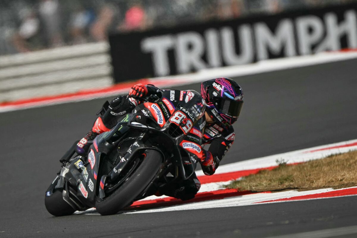 Martin najhitrejši v kvalifikacijah v Silverstonu
