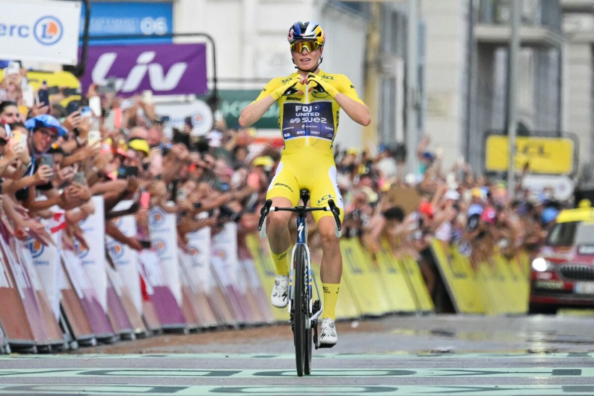 Vollering veličastno potrdila Tour, ob cesti navdušil Pogačar