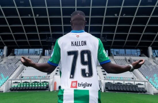 Zmaje krepi igralec z izkušnjami iz serie A