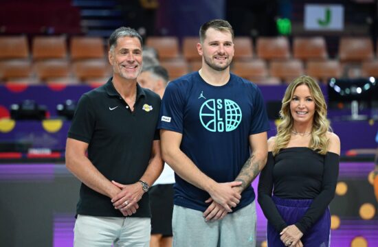 buss pelinka doncic