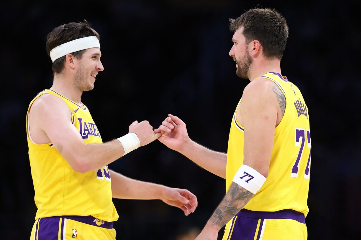 Košarkarji najbolj legendarne NBA franšize že v Sloveniji